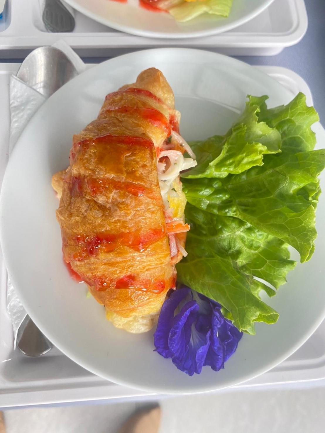 Eireann Boutique Hotel Prakhon Chai Ngoại thất bức ảnh